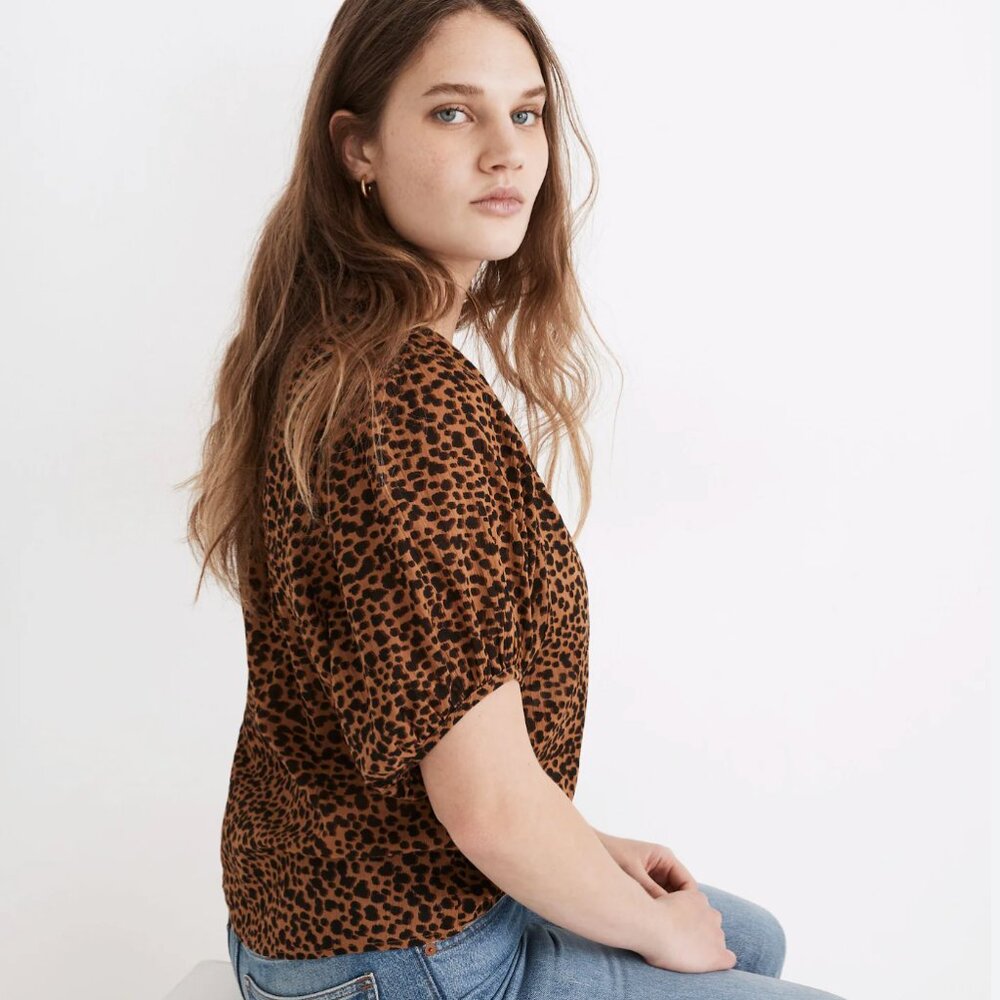 EUC Madewell Balloon-Sleeve Button-Up Top in Painted Leopard- Large - Picture 3 of 12